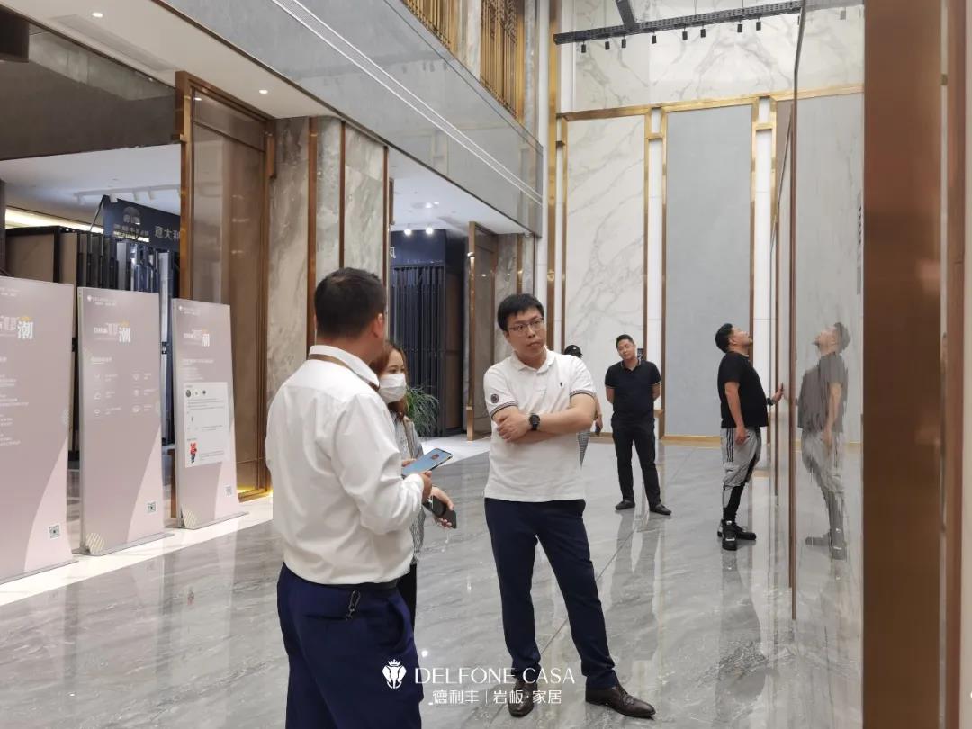 走進(jìn)德利豐，赴一場巖板奢尚之旅(圖3)
