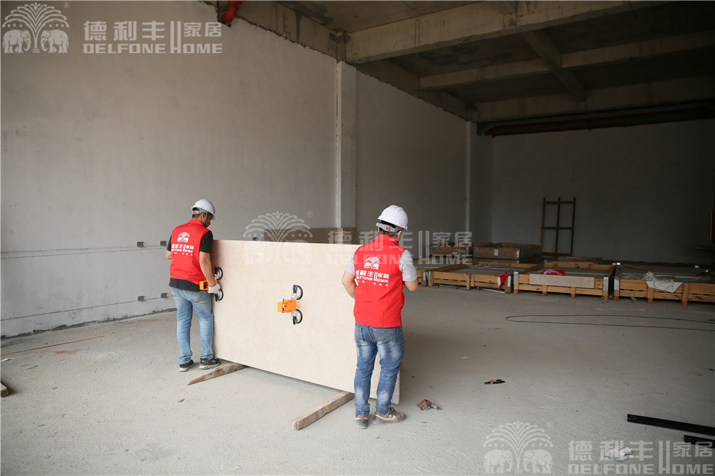 【揭秘】德利豐大巖板鋪貼視頻花絮，速速圍觀(圖13)