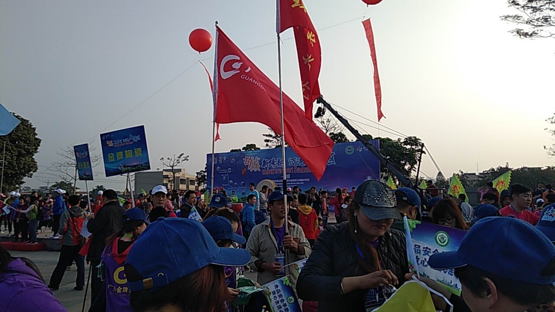 2018年，我們一直在前進(jìn)的路上(圖9)