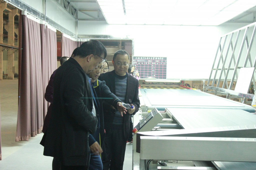 建材界“大腦”齊聚德利豐家居生產(chǎn)基地，力贊(圖11)