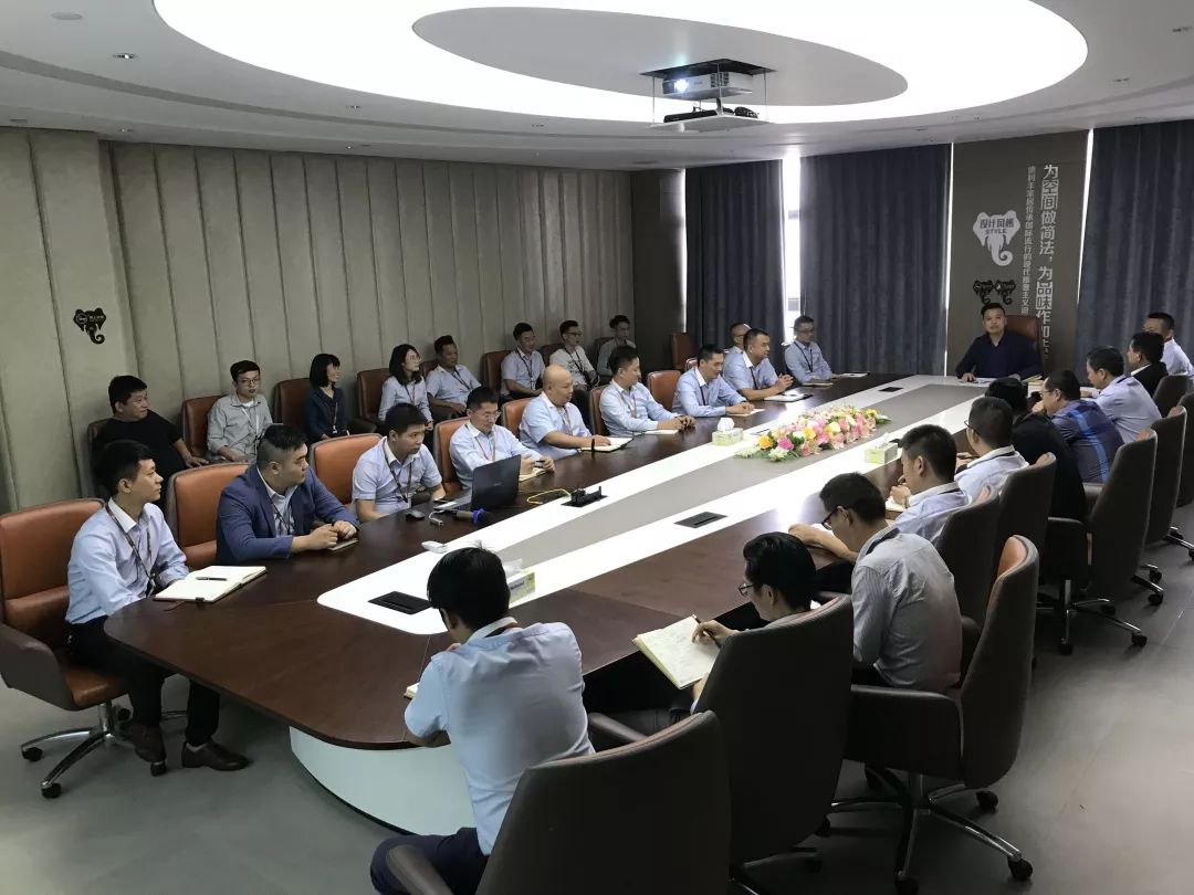 保持態(tài)勢，持續(xù)擴張 — 德利豐家居10月總結會圓(圖6)