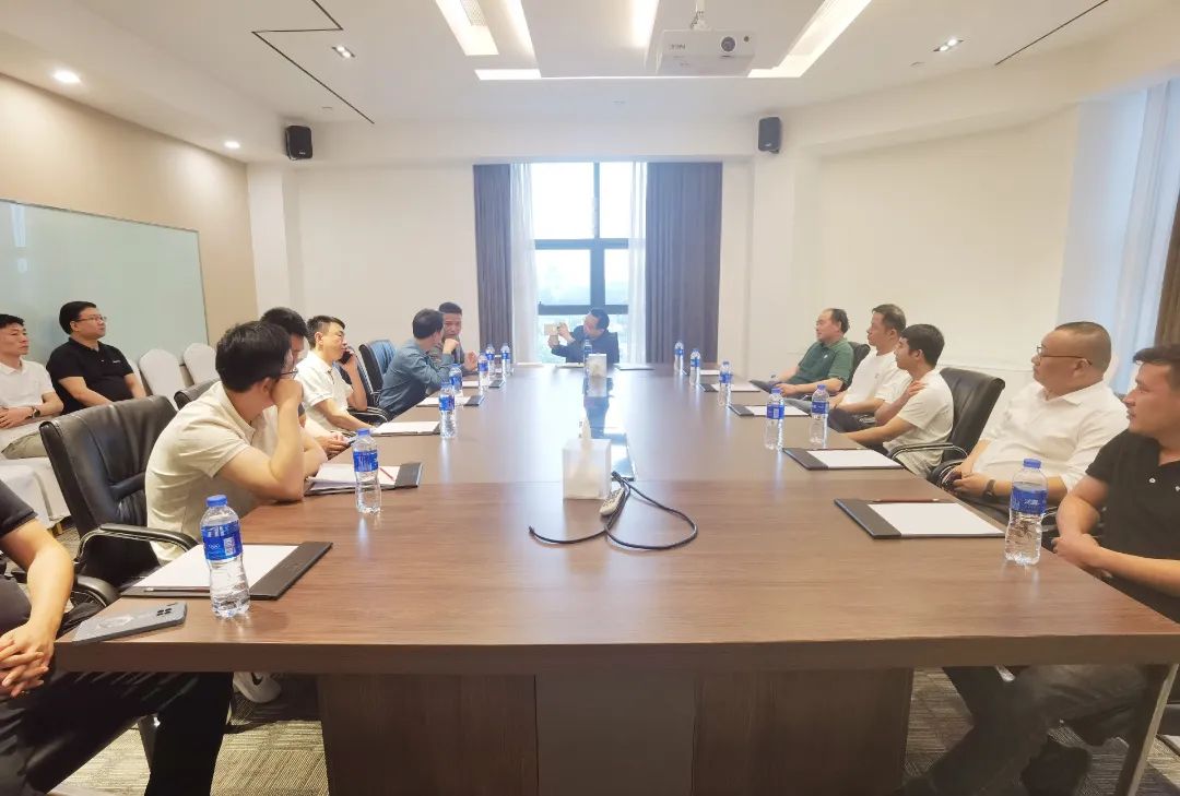 巖領(lǐng)大勢，榮耀同行 | 2024德利豐經(jīng)銷商財富交流會·長沙站圓滿舉行(圖10)